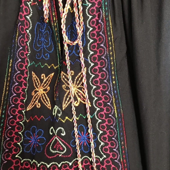 Fiesta dress! Beautiful and colorful! Plus sized - Picture 3 of 7